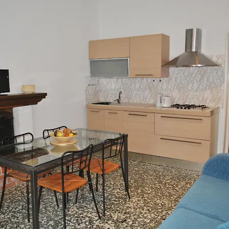 The Romantic Village House - With Lake View Appartement Colonno
