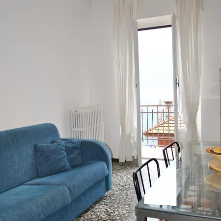 Apartamento The Romantic Village House - With Lake View *