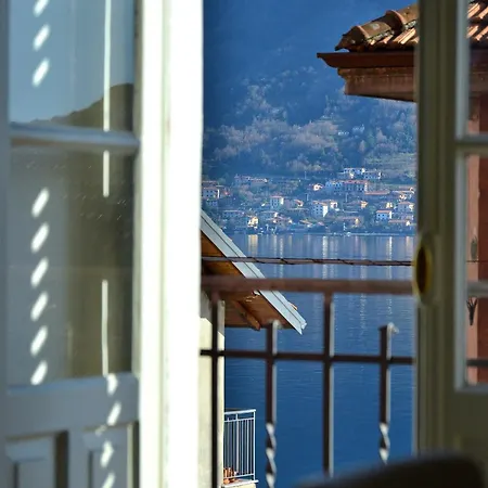 Apartamento The Romantic Village House - With Lake View *