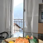 Apartment The Romantic Village House - With Lake View
