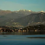 The Romantic Village House - With Lake View *