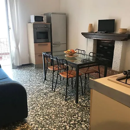 Apartman The Romantic Village House - With Lake View Colonno