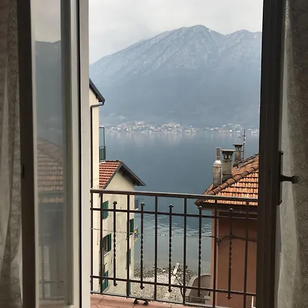 The Romantic Village House - With Lake View Apartman