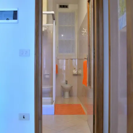 The Romantic Village House - With Lake View Apartman Colonno